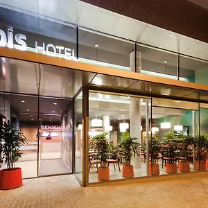 ibis-barcelona-centro.catalonia-hotels.com/